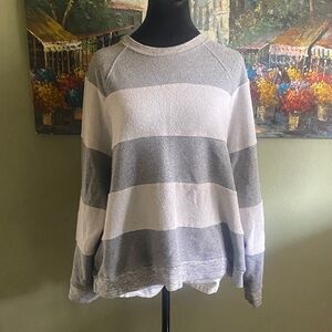 The GREAT slouch sweatshirt. Size 2, grey and white stripe